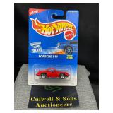1995 Hot Wheels #590 Porsche 911