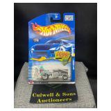 2002 Hot Wheels #218 Baby Boomer