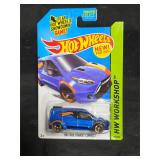 2013 Hot Wheels #210 HW Ford Transit Connect