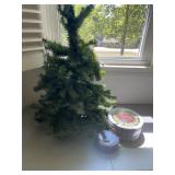 Holiday decor lot