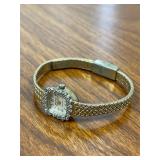 WALTHAM QUARTZ WOMENS WRIST WATCH