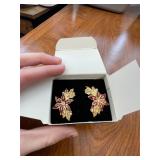 AVON FESTIVE TREASURES CLIP EARRINGS
