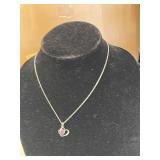 HEART PENDANT NECKLACE