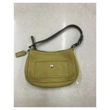 VINTAGE COACH GREEN LEATHER HAND BAG