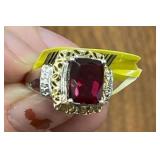 BLAZING RED QUARTZ IN 14K YG SIZE 5