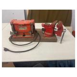BENCH GRINDER AND BENCH VISE