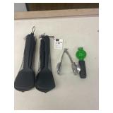 ASSORTED KITCHEN UTENSILS