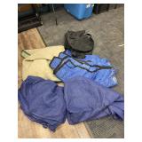 (5)- MOVING BLANKETS