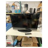 DYNEX FLAT SCREEN TV WITH REMOTE