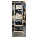 PAINTERS LADDER