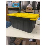 HDX 27 GAL STORAGE TOTE ON WHEELS W/ LID