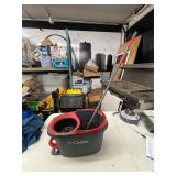 O-CEDAR MOP AND BUCKET