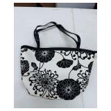 BLACK & WHITE FLOWER PATTERN TOTE BAG