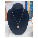 PENDANT NECKLACE