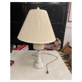 VINTAGE TABLE LAMP WITH SHADE