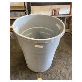 HEAVY DUTY TRASHCAN