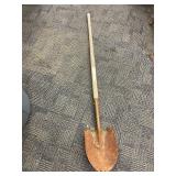 SPADE SHOVEL