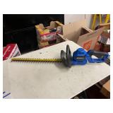 KOBALT HEDGE TRIMMER