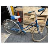 VINTAGE SCHWINN BREEZE BICYCLE