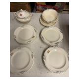 ASSORTED VINTAGE HOMER LAUGHLIN CHINA