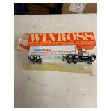 DIE CAST METAL SEMI TRUCK