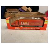 DO IT BEST DIE CAST METAL FREIGHTLINER W/ BOX