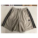 ADIDAS MENS SIZE LARGE SHORTS