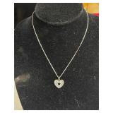 18' GLITTER HEART PENDANT NECKLACE