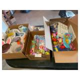 Large lot of Easter decorations