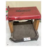 Rolling mechanics seat