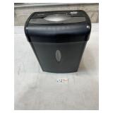 Six page paper shredder