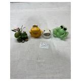 Ceramic frog decoration lot