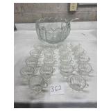 Punch bowl with 18 cups and spoon