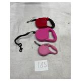Retractable dog leashes