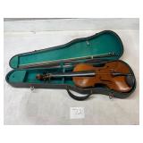 Vintage violin for repair