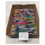 Tray lot of gel pens