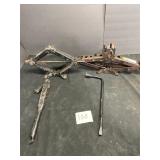 2 screw style car jacks