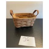 Longaberger 1986 basket leather handles