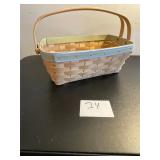 Longaberger 2011 gathering basket foldable handles