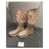 size 10 muck style rubber boots