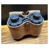 Safariland Speed Loaders in Bianchi Leather Holder