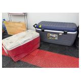 Coleman and Igloo Coolers Lot