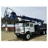 1999 International 4900 Crane/Bucket Truck