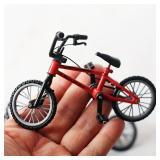 1: 12 Scale Bicycle Model with Metal Alloy Body...
