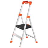 $80 Valeo 2 Step Ladder with XL Platform, 2 Step A