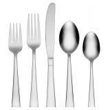 $39 Oneida Avery 90 Piece Casual Flatware Set,...