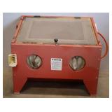 Sandblast Cabinet w/ Accessories