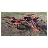 New Holland 163 Tedder