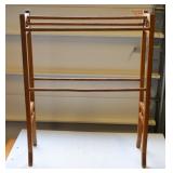 Oak Quilt / Linen Rack