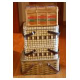 4 Picnic Baskets